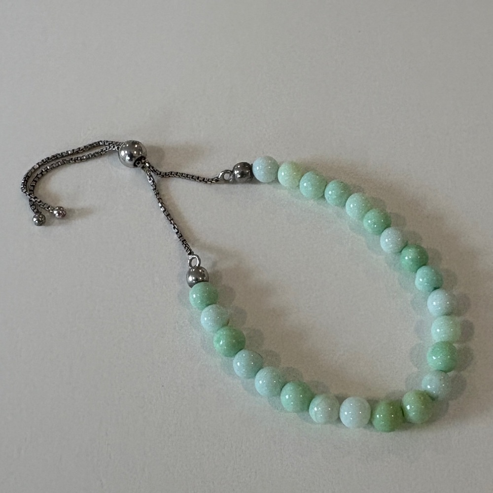 Vintage Light Green Stone Beaded Bracelet Adjustable Silver Tone Chain